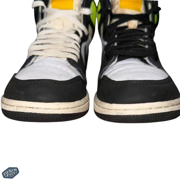Jordan 1 Retro High Volt Gold White Black Men’s Size 9 Rare OG Colorway Shoe‎